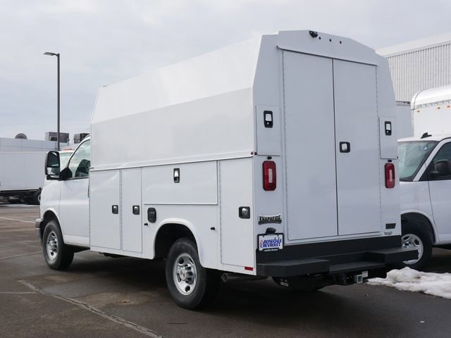New 2026 Chevrolet Express 3500 w/ Power Convenience Package image 4