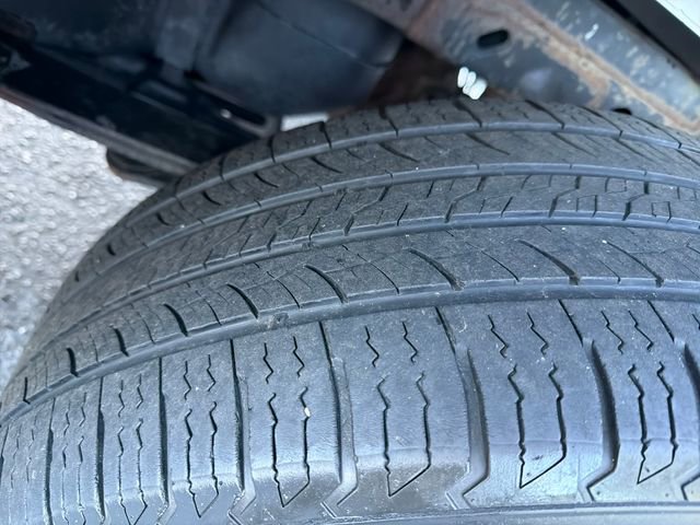 Used 2018 Ford F150 Platinum w/ Equipment Group 701A Luxury image 29