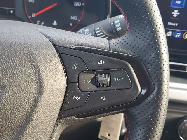 Certified 2024 Chevrolet Trax RS w/ Driver Confidence Package FWD image 21