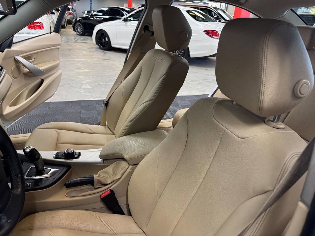 Used 2015 BMW 320i xDrive Sedan image 35