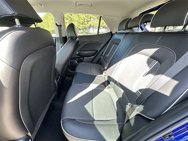 Used 2024 Hyundai Venue Limited image 23