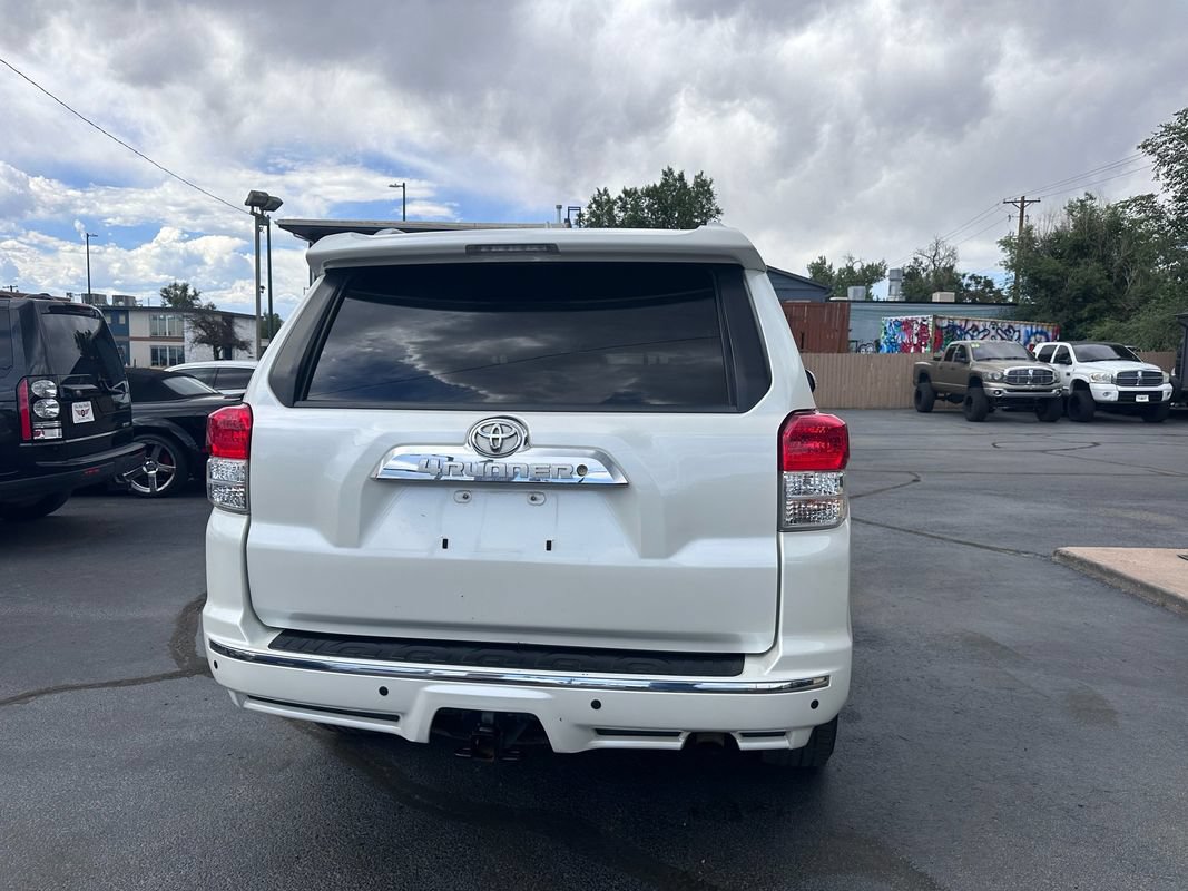 Used 2012 Toyota 4Runner SR5 AWD/4WD image 3