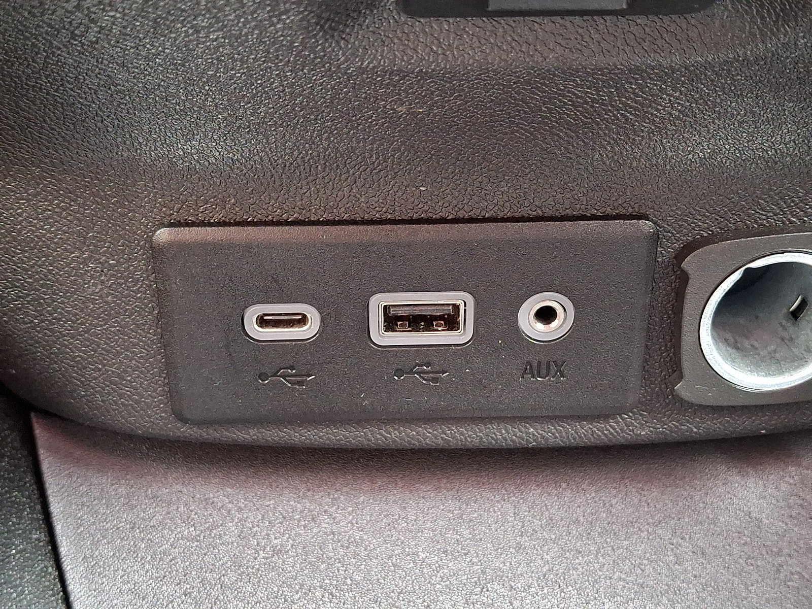 Used 2024 Chevrolet Malibu LT FWD image 24