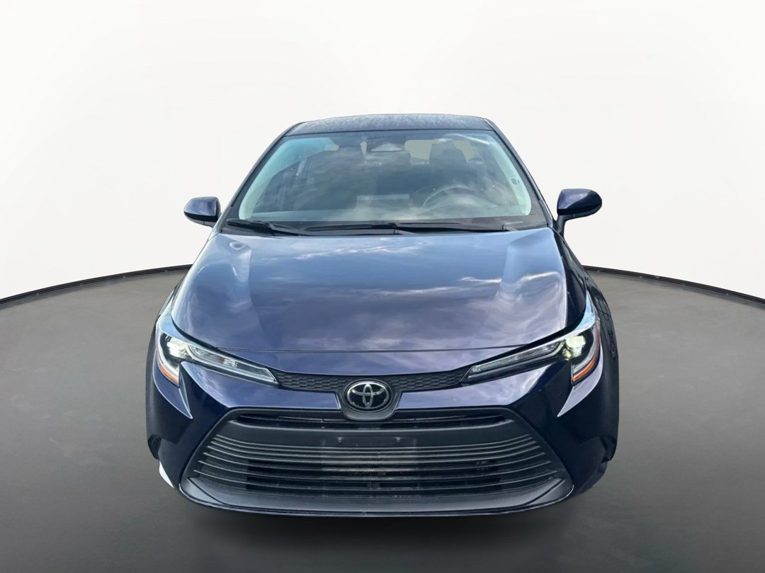 Used 2025 Toyota Corolla LE FWD image 8