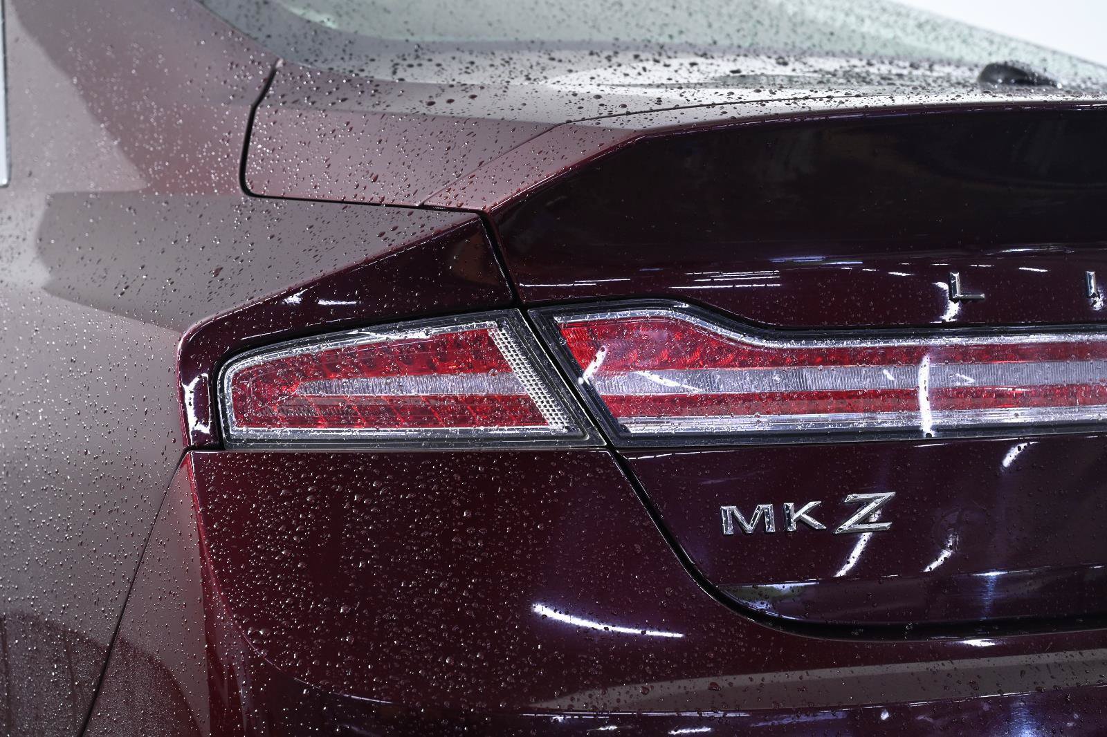 Used 2018 Lincoln MKZ Reserve w/ Climate Package AWD/4WD image 7