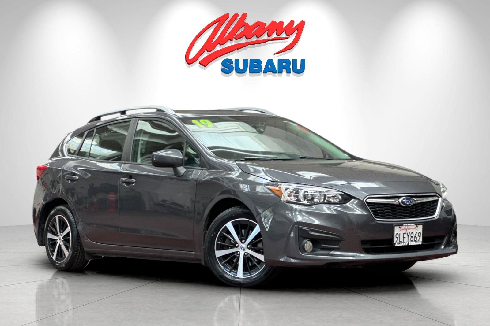 Used 2019 Subaru Impreza 2.0i Premium AWD/4WD image 2