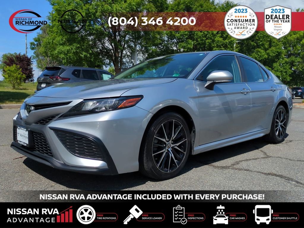 Used 2022 Toyota Camry SE image 9