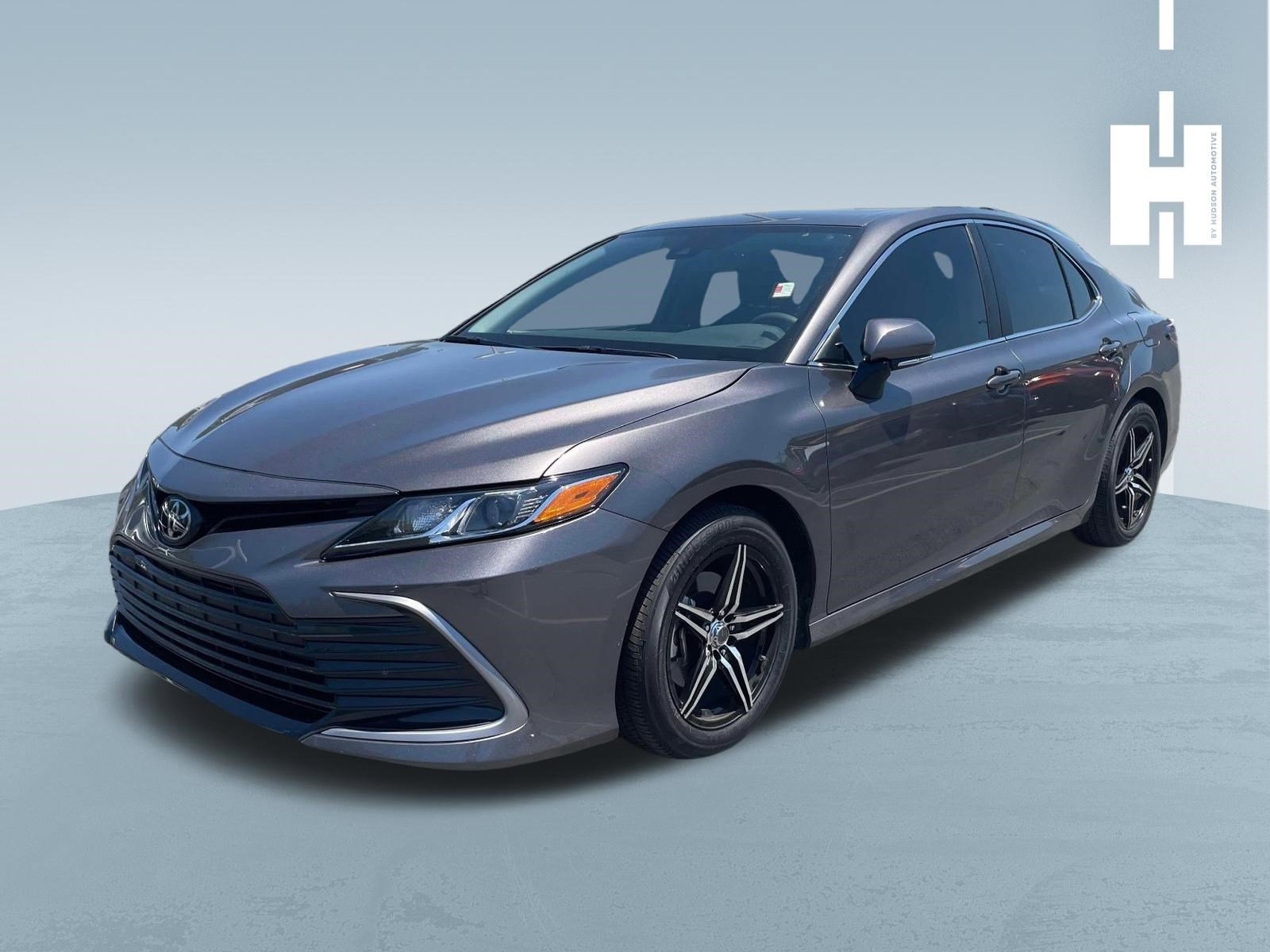 Used 2024 Toyota Camry LE w/ Convenience Package FWD image 3