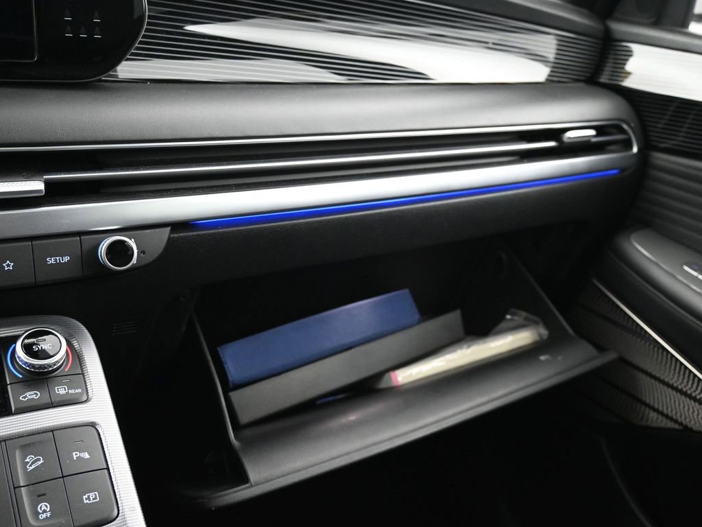 Used 2024 Hyundai Palisade Calligraphy image 45