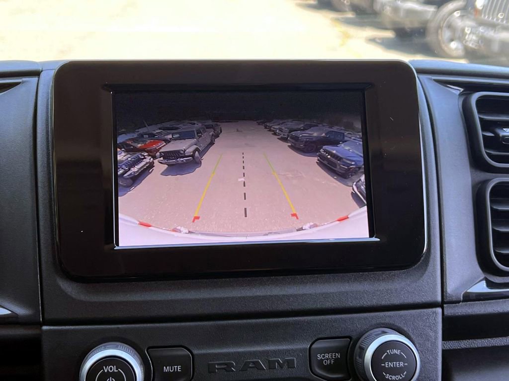 Used 2024 RAM ProMaster 1500 w/ Convenience Group image 20