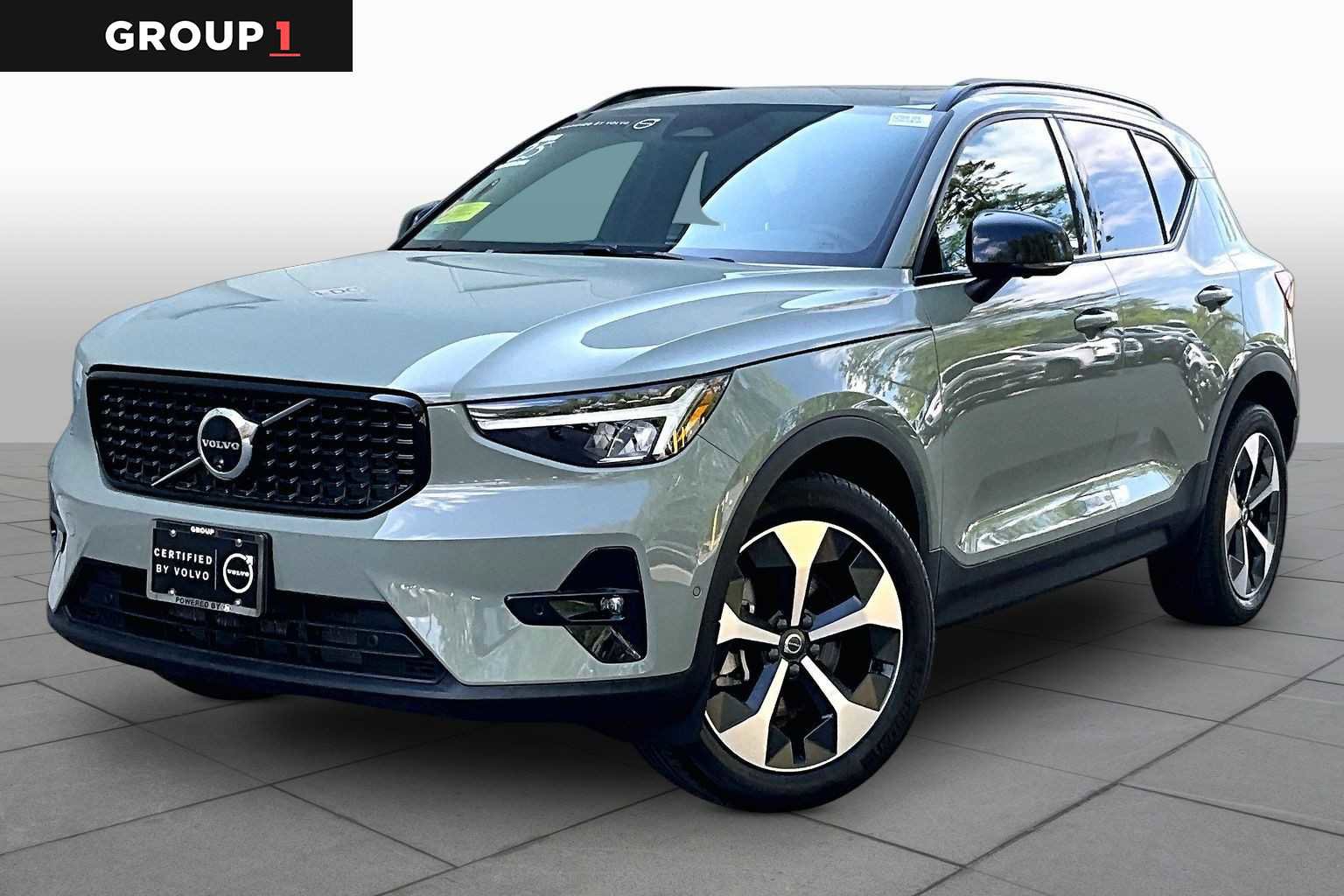Certified 2025 Volvo XC40 B5 Plus