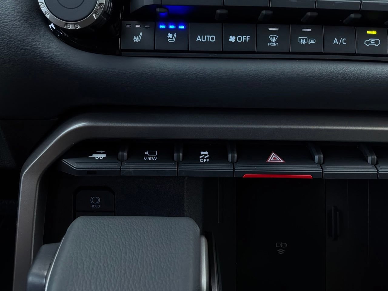 New 2026 Toyota Sequoia Platinum AWD/4WD image 33