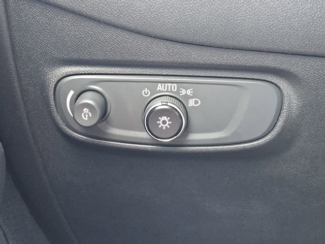 Used 2022 Chevrolet Equinox LT image 24