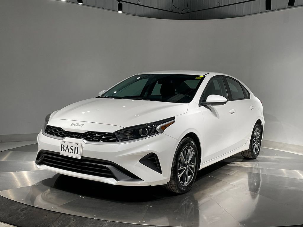 Used 2023 Kia Forte LXS image 8