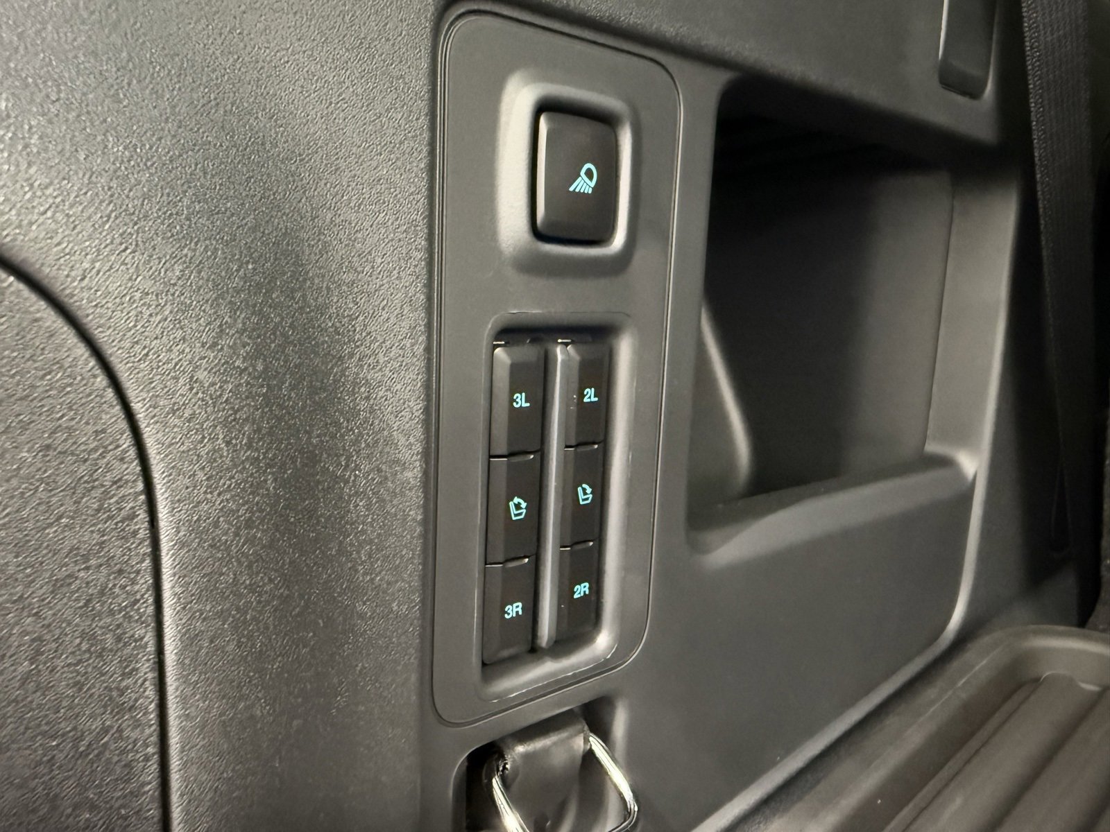 New 2025 Ford Expedition Active image 10