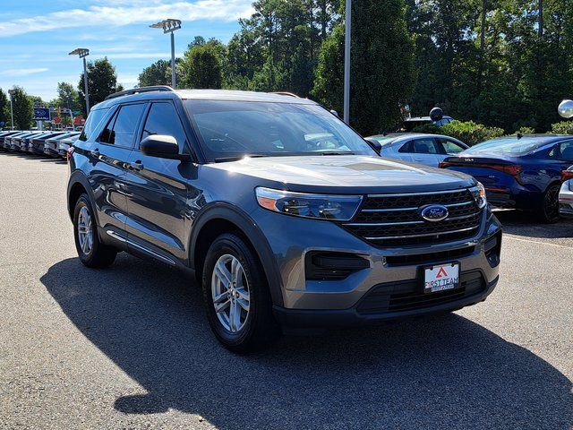 Used 2021 Ford Explorer XLT AWD/4WD image 4