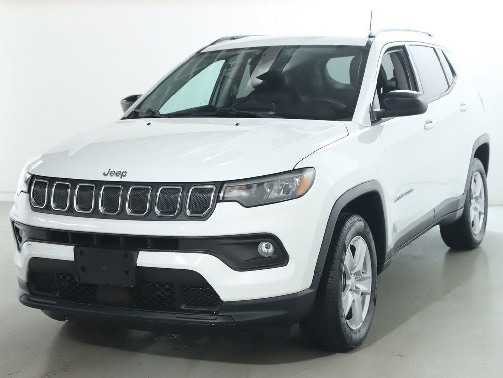 Used 2022 Jeep Compass Latitude AWD/4WD image 4