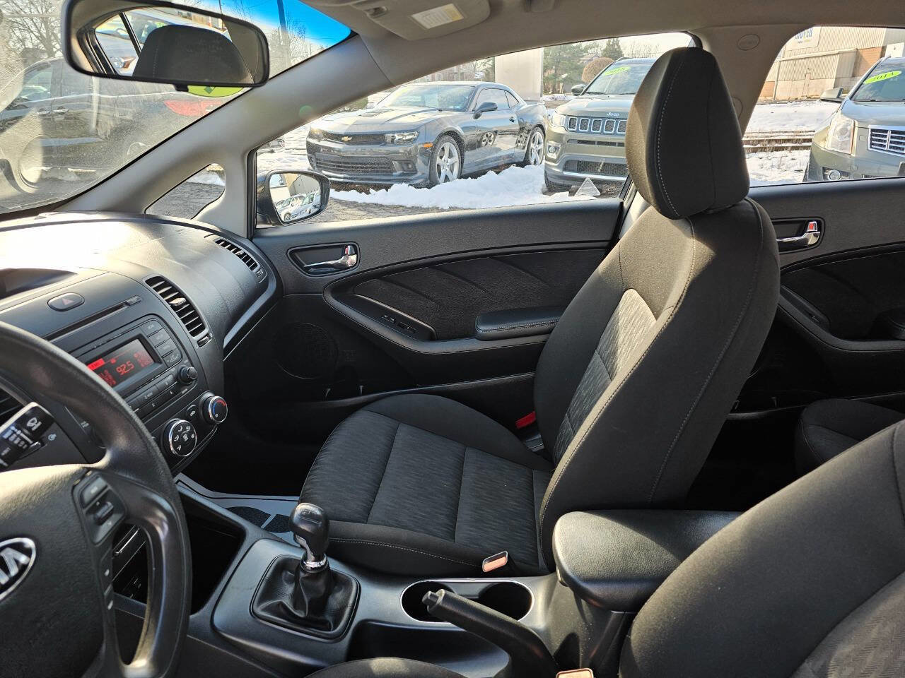 Used 2016 Kia Forte LX image 7