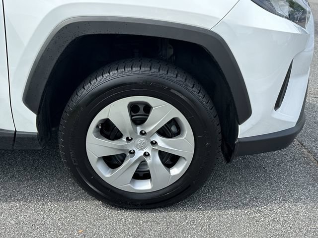 Used 2022 Toyota RAV4 LE FWD image 14