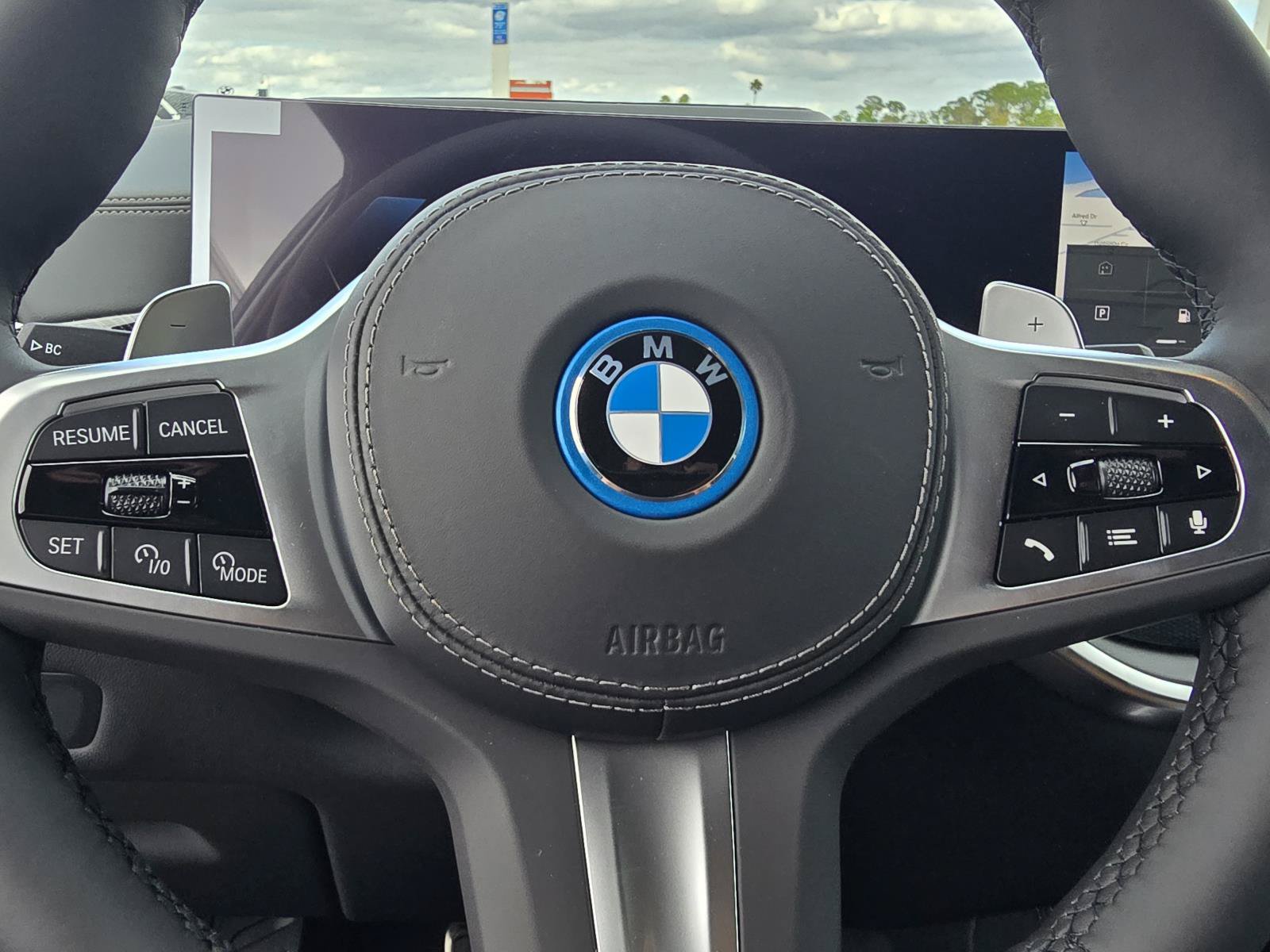 New 2026 BMW X5 xDrive50e w/ M Sport Package AWD/4WD image 20