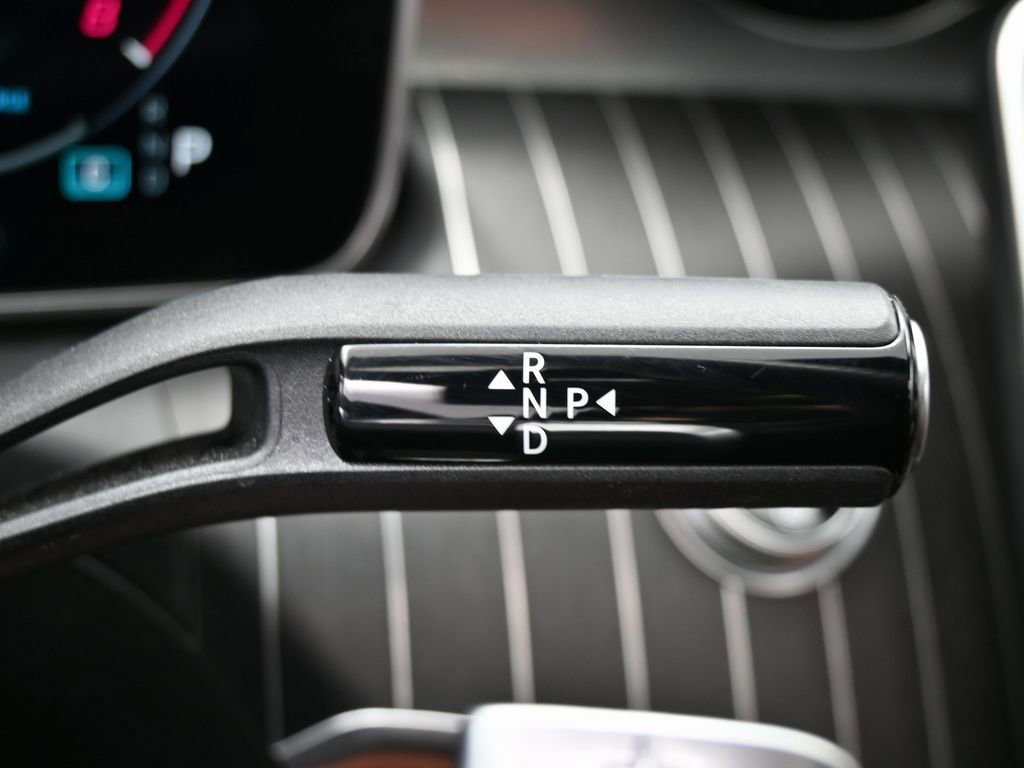 Used 2024 Mercedes-Benz C 300 4MATIC Sedan image 23