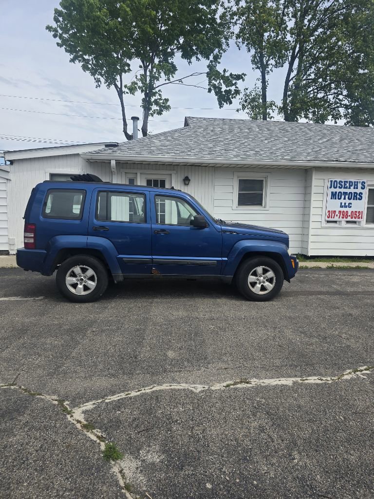Used 2010 Jeep Liberty 4WD Sport image 31