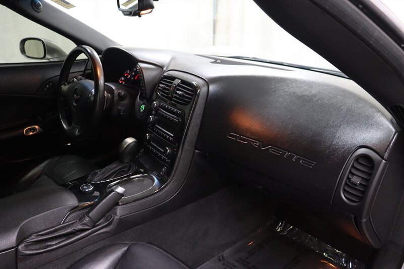 Used 2008 Chevrolet Corvette Coupe w/ Preferred Equipment Group RWD image 20