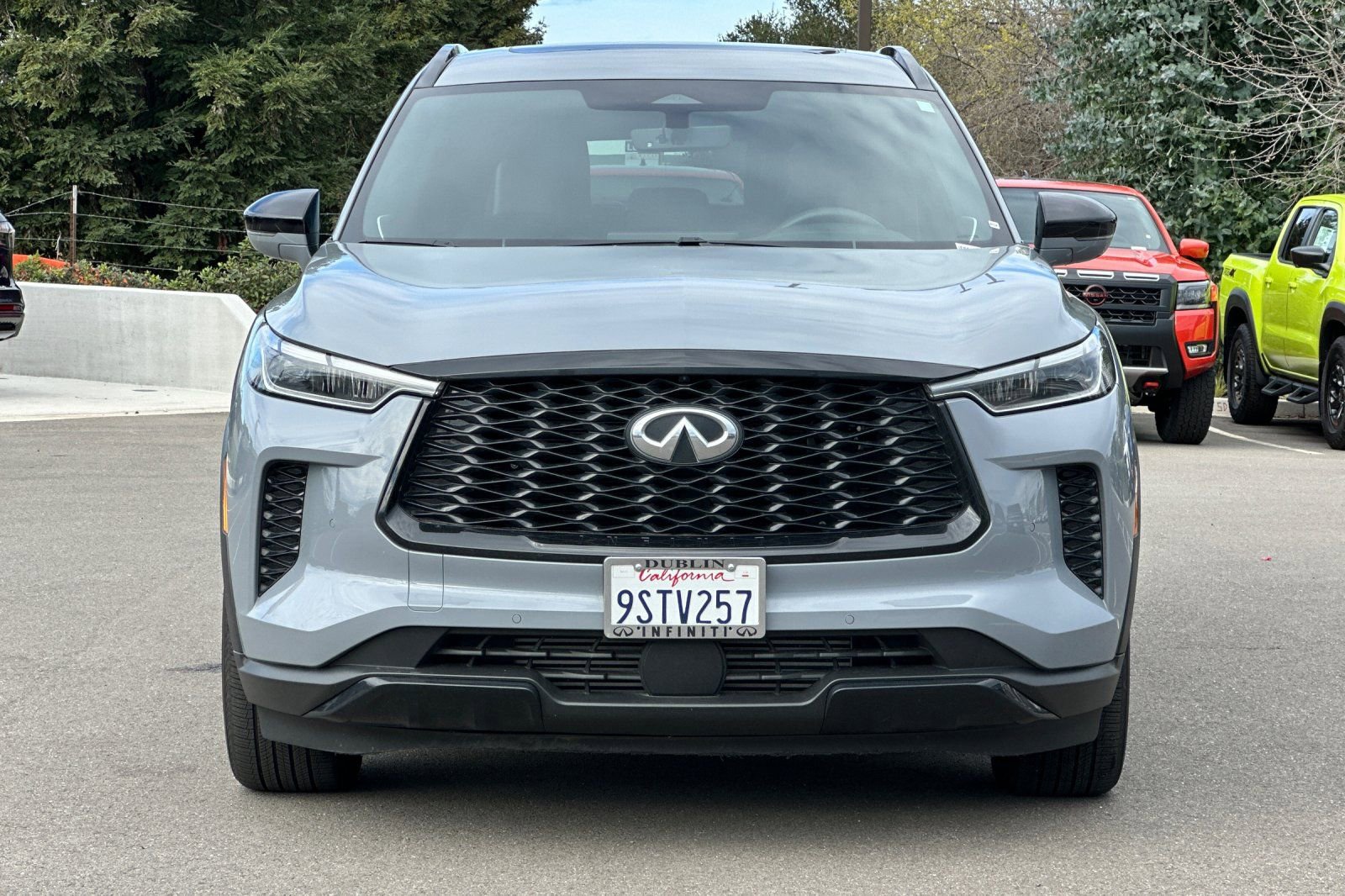 Certified 2025 INFINITI QX60 Luxe w/ Black Edition image 9