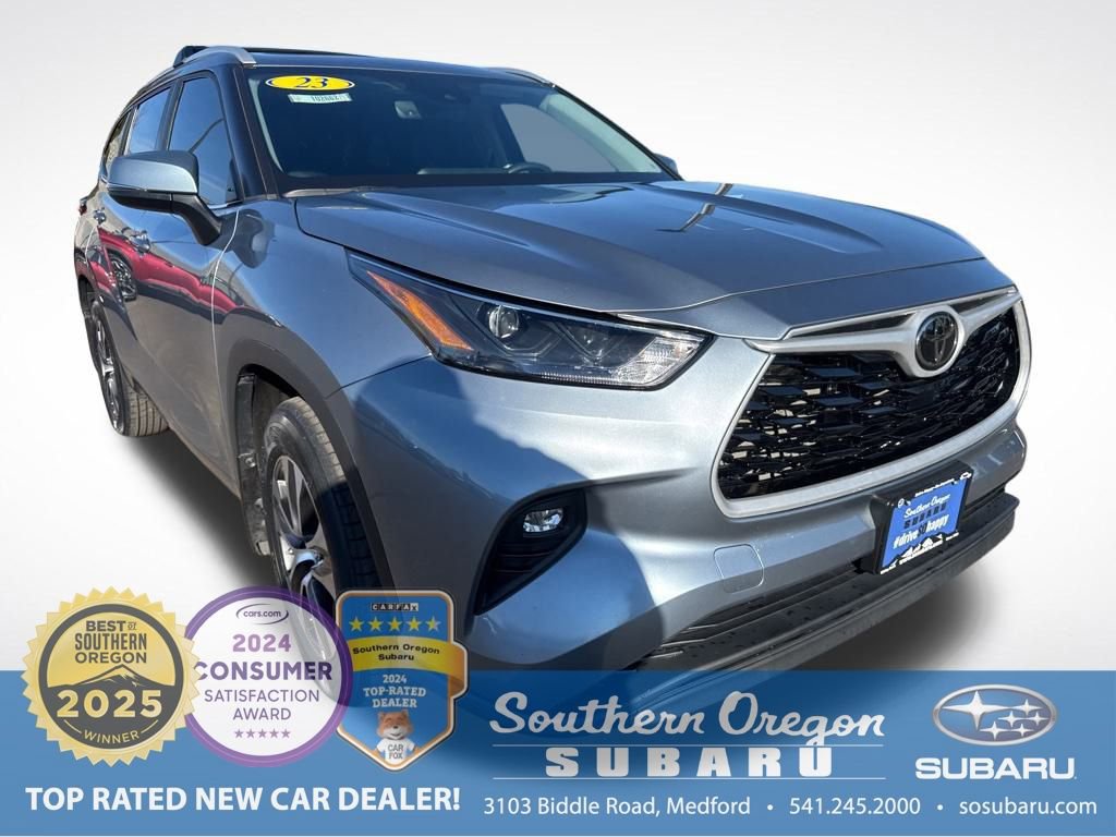 Used 2023 Toyota Highlander XLE