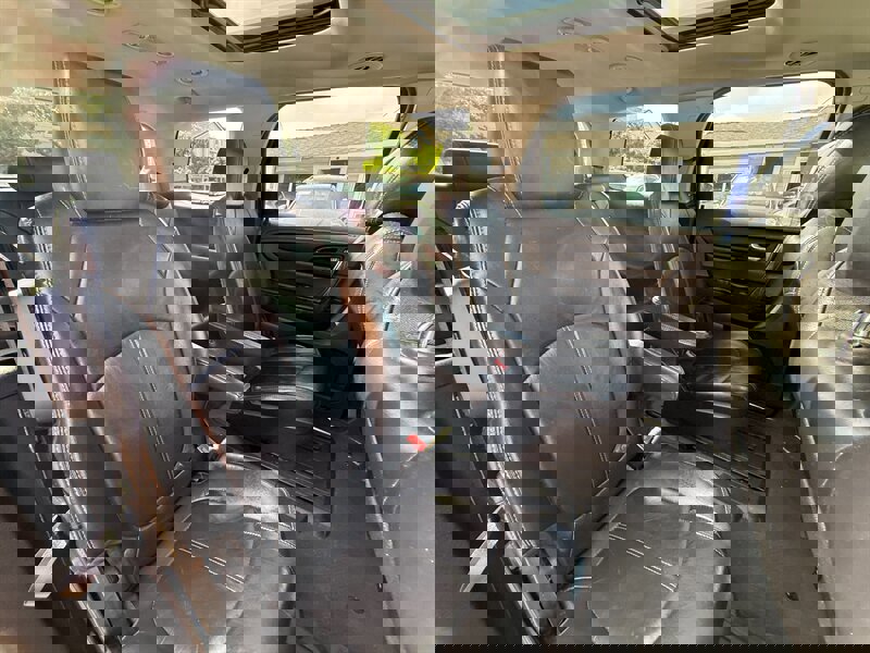 Used 2014 GMC Acadia SLT image 24