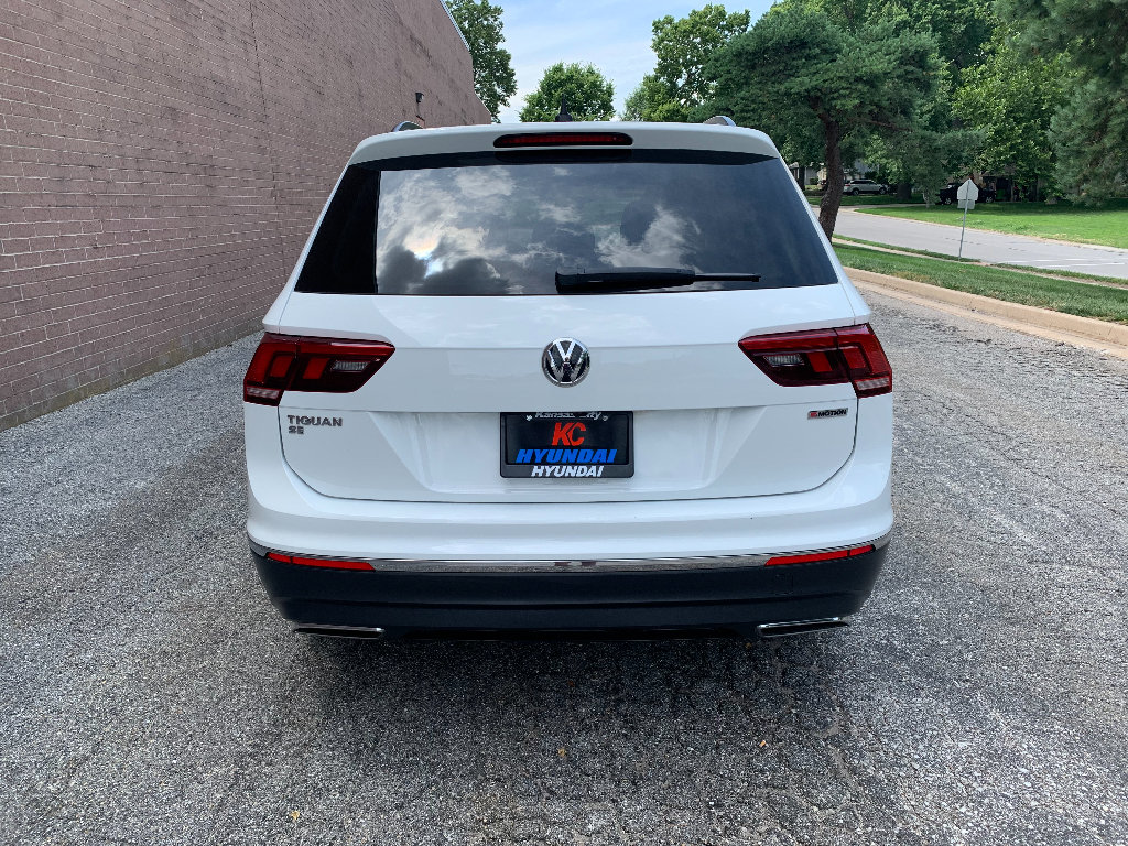 Used 2021 Volkswagen Tiguan SE AWD/4WD image 4