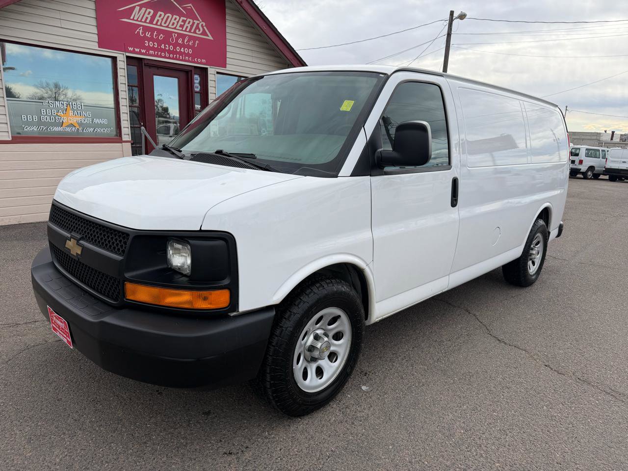 Used 2011 Chevrolet Express 1500 AWD image 4