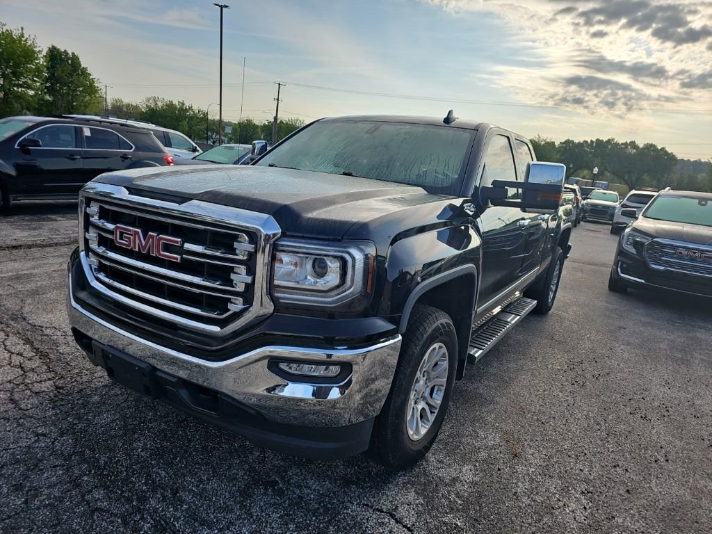 Used 2017 GMC Sierra 1500 SLT w/ SLT Premium Package AWD/4WD image 5
