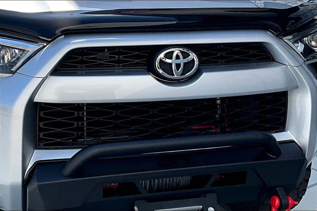 Certified 2019 Toyota 4Runner TRD Off-Road Premium image 30