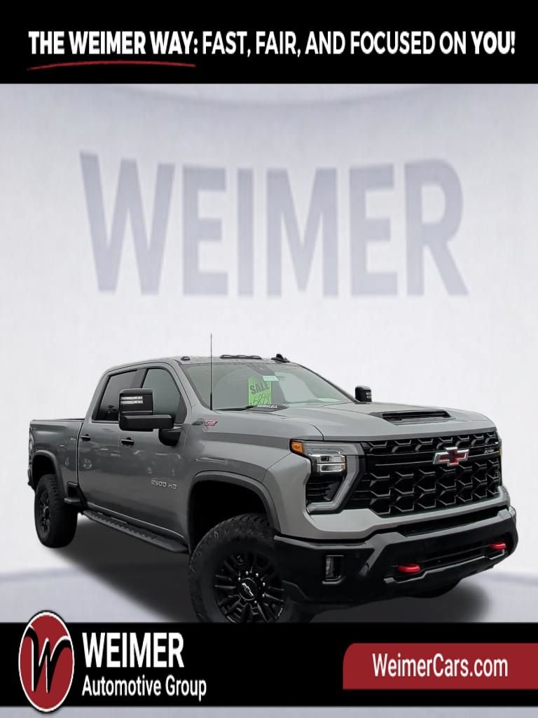 Used 2025 Chevrolet Silverado 2500 ZR2 AWD/4WD image 11