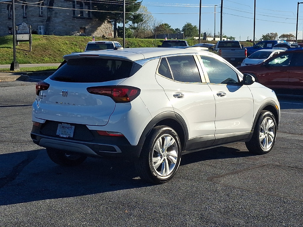Used 2025 Buick Encore GX Preferred AWD/4WD image 6