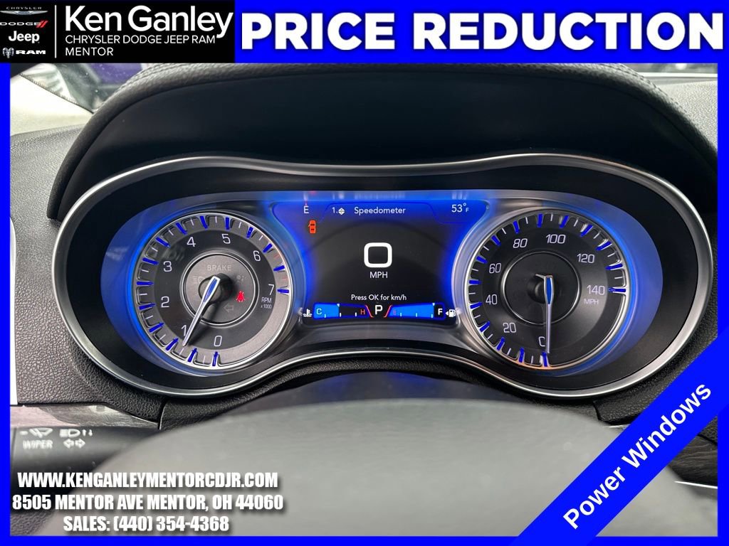 Used 2019 Chrysler 300 Touring w/ Driver Convenience Group image 14