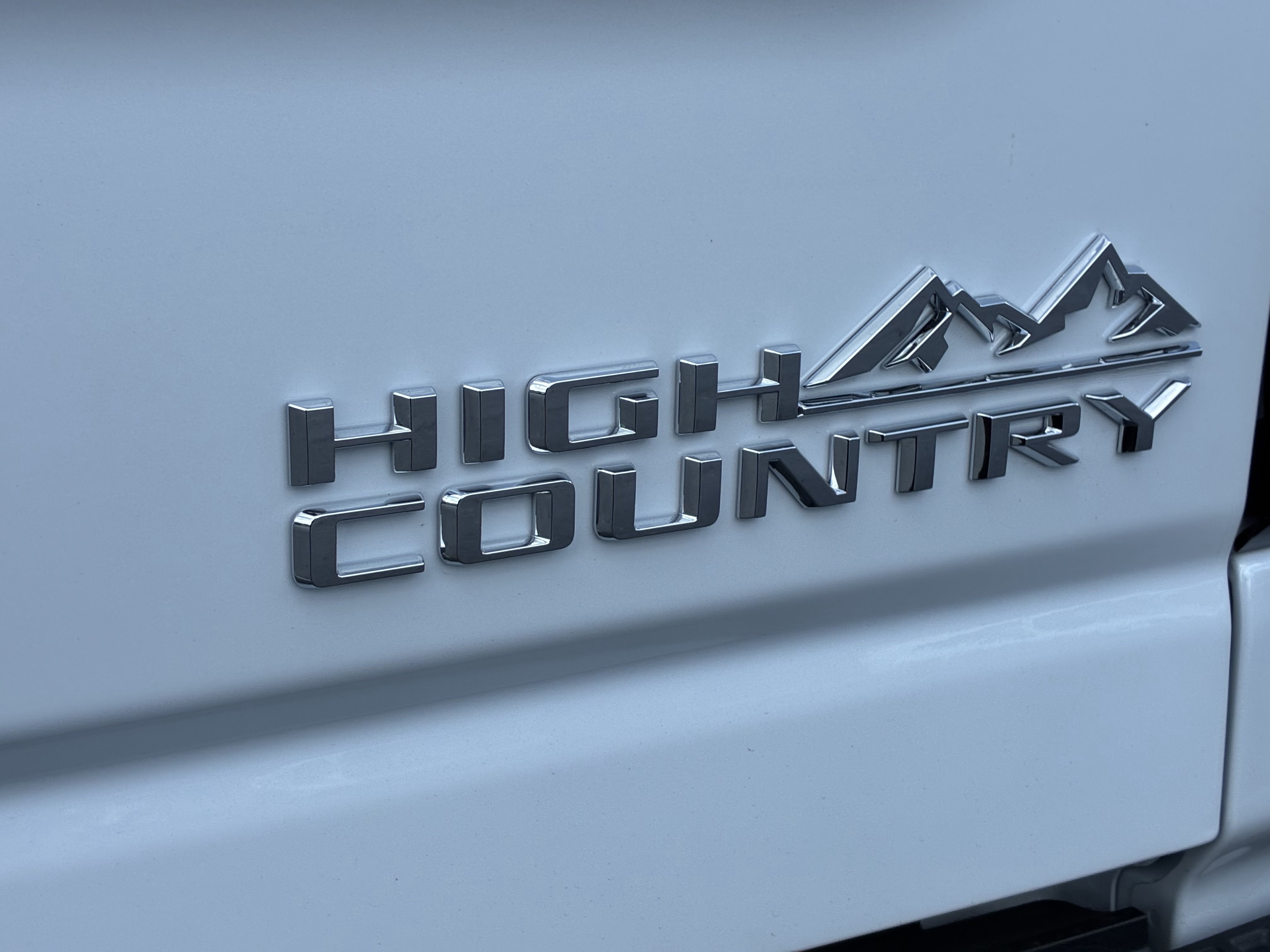 New 2026 Chevrolet Silverado 3500 High Country w/ High Country Premium Package AWD/4WD image 13