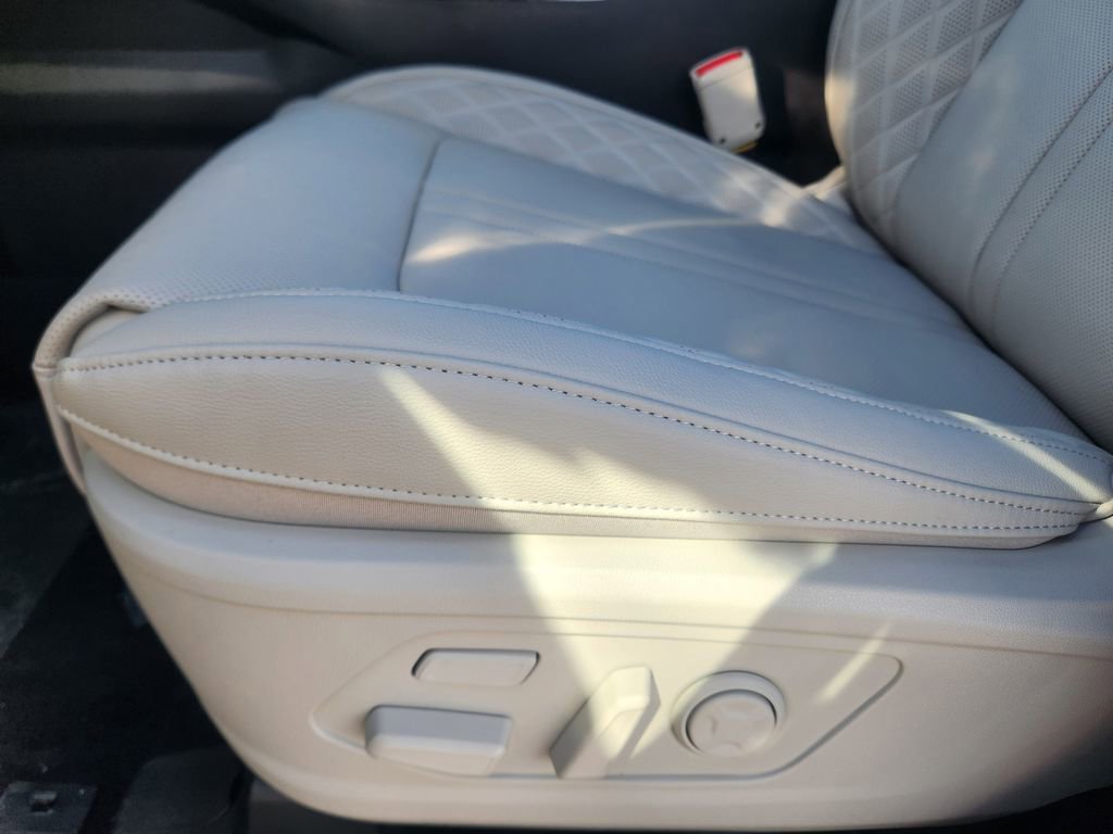 New 2026 Kia Sorento SX Prestige image 10