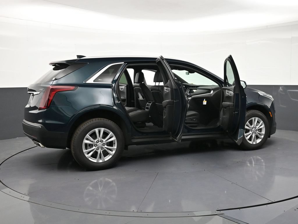 Used 2026 Cadillac XT5 Luxury AWD/4WD image 32