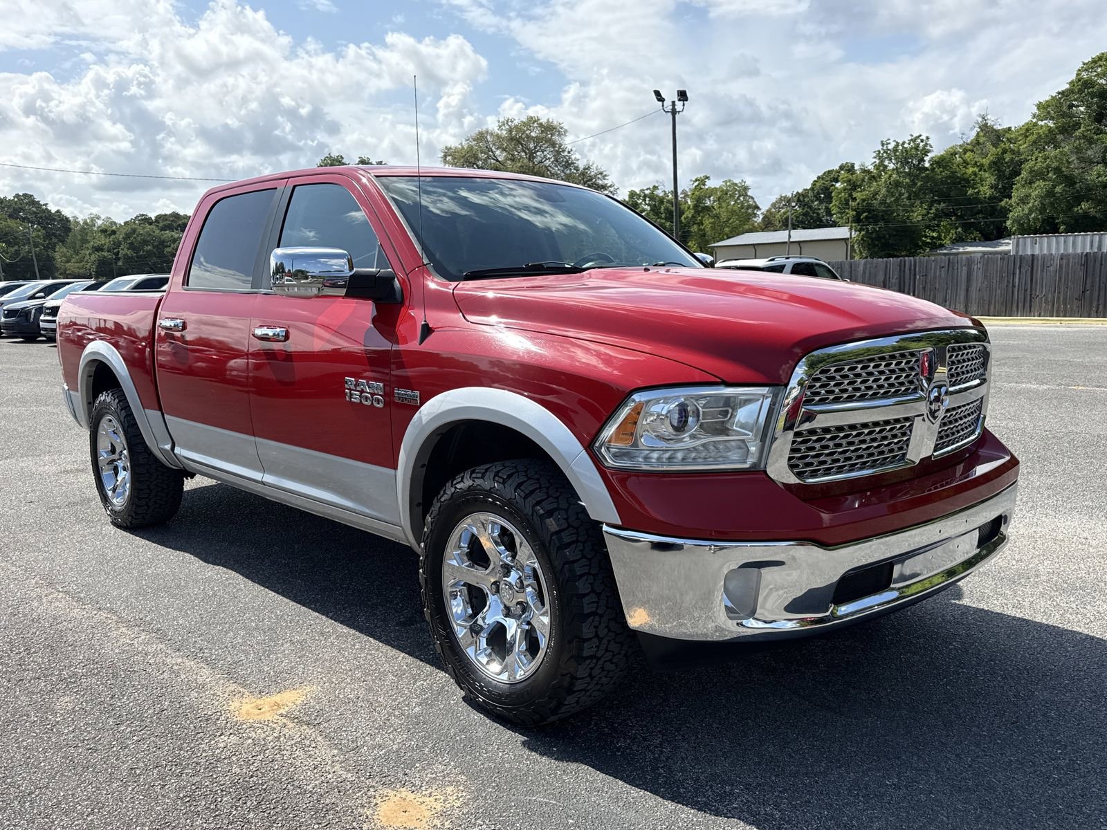 Used 2014 RAM 1500 Laramie AWD/4WD image 7
