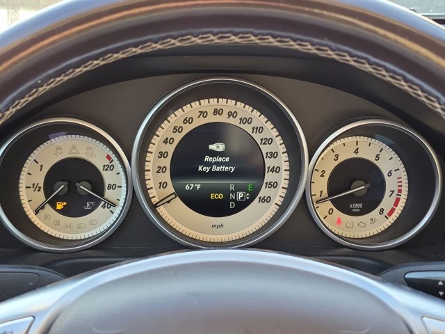 Used 2014 Mercedes-Benz E 350 4MATIC Sedan image 10