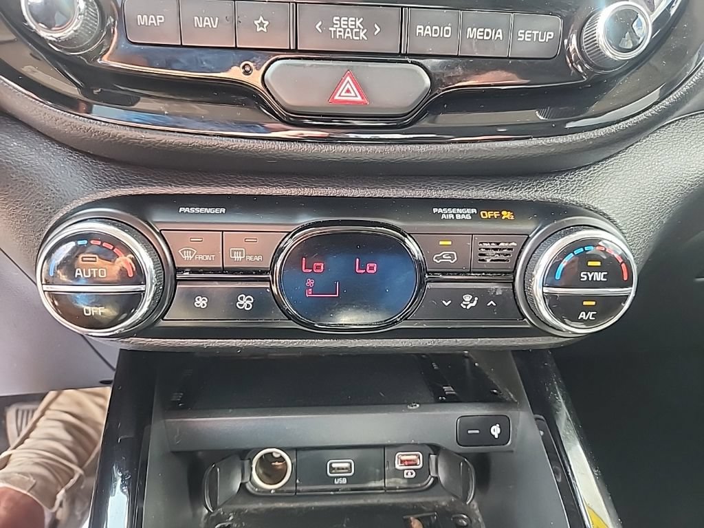Used 2022 Kia Soul GT-Line FWD image 17