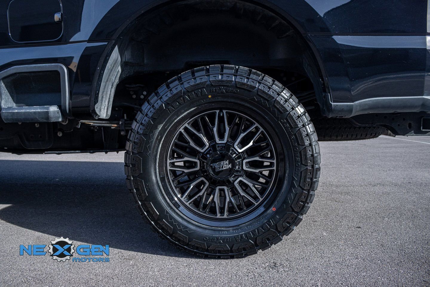 Used 2023 Ford F350 Limited w/ FX4 Off-Road Package image 44