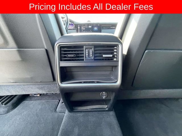 Used 2020 Porsche Cayenne AWD/4WD image 16