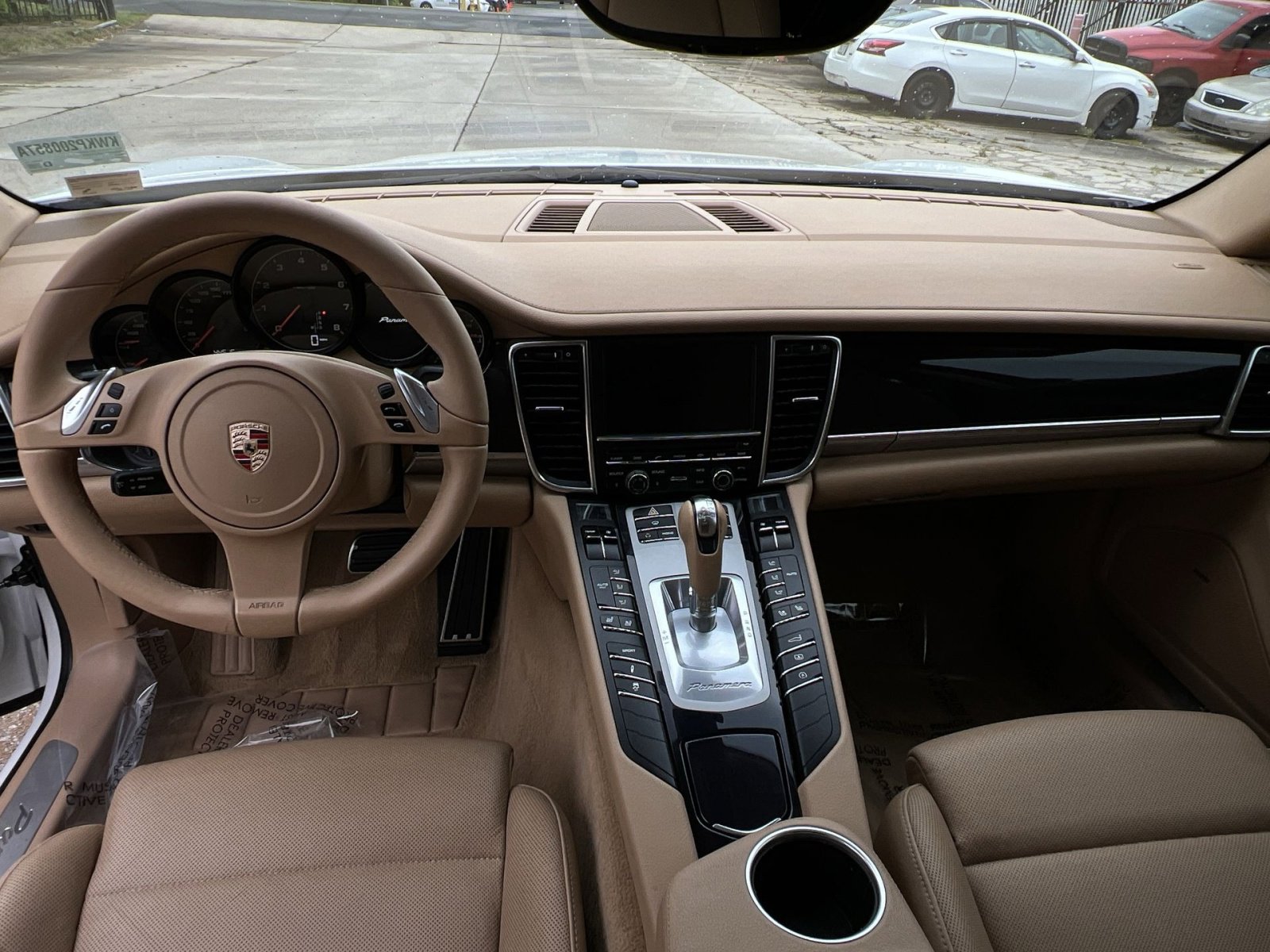 Used 2011 Porsche Panamera RWD image 38
