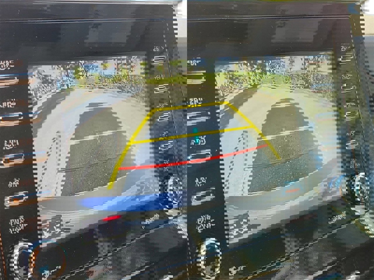 Used 2023 Toyota Camry SE image 26