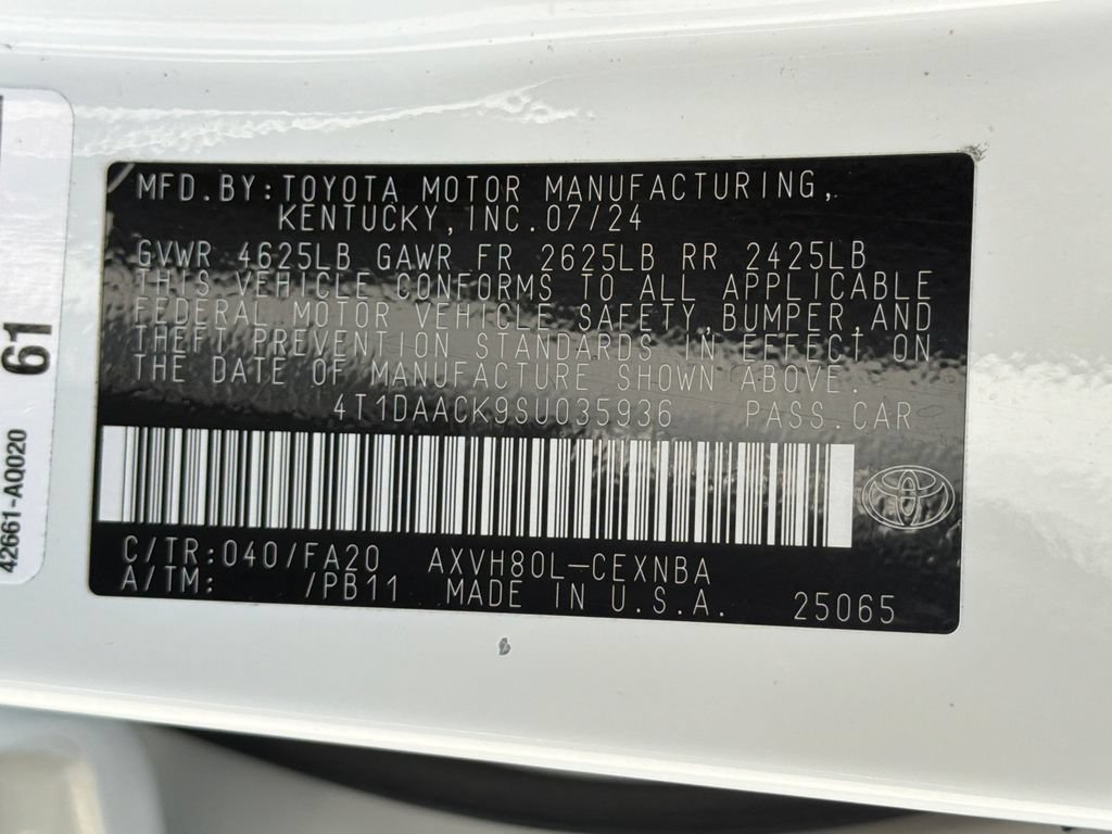 Used 2025 Toyota Camry LE FWD image 36