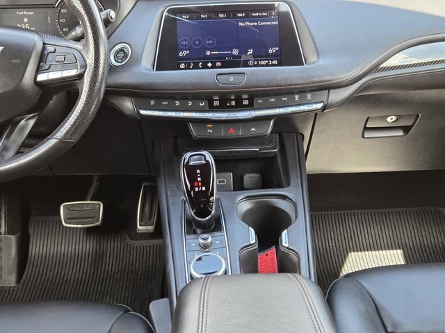 Used 2022 Cadillac XT4 Sport w/ Driver Awareness Package FWD image 14