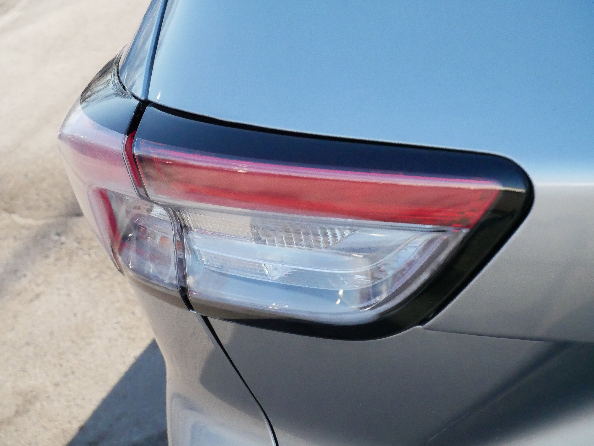 Used 2022 Ford Escape SEL image 17